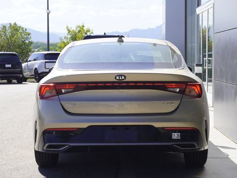 Used 2021 Kia K5 LXS FWD image 6