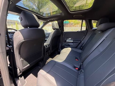 Used 2023 Mercedes-Benz GLA 250 4MATIC image 24