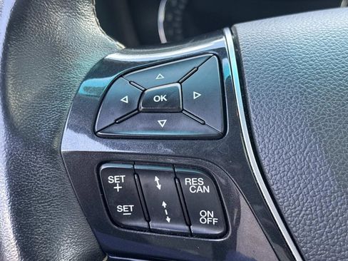 Used 2016 Ford Explorer Platinum AWD/4WD image 23