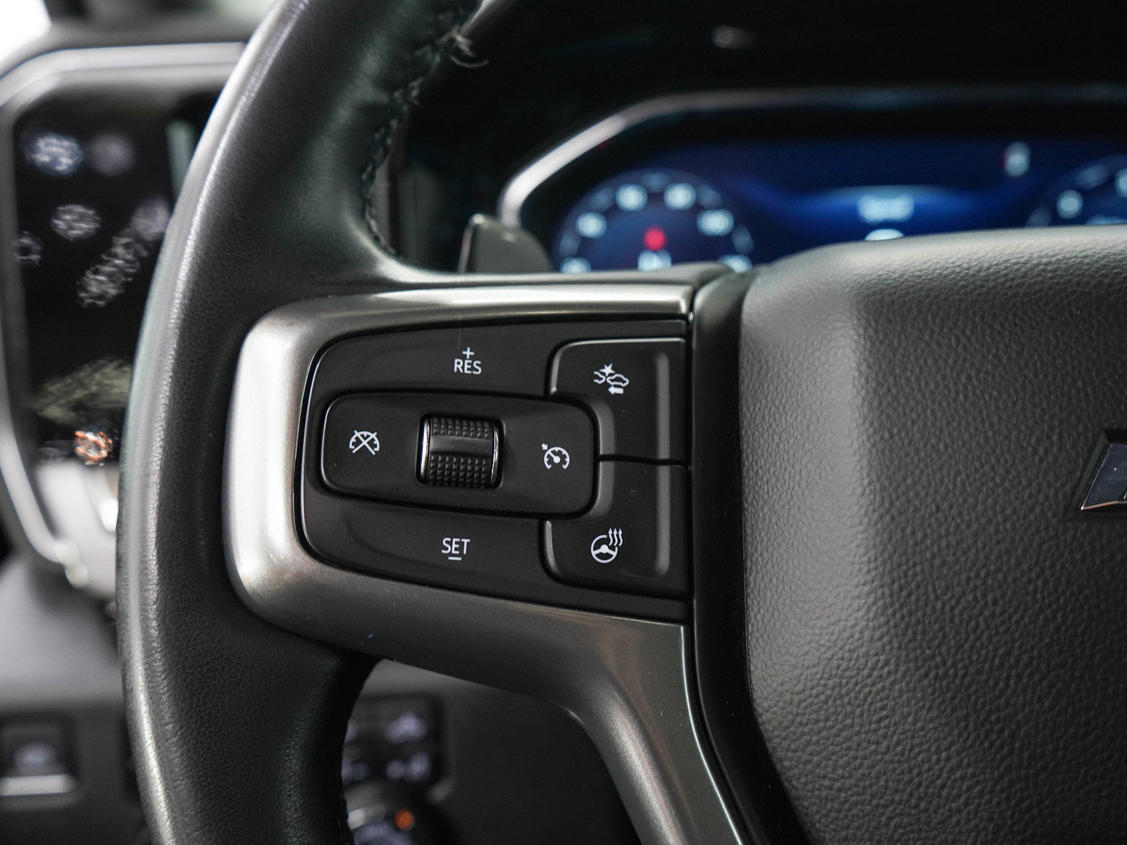 Used 2023 Chevrolet Silverado 1500 RST AWD/4WD image 26