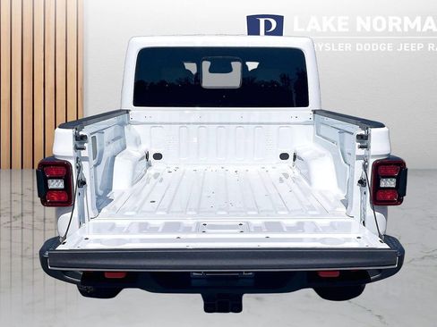 New 2026 Jeep Gladiator Mojave AWD/4WD image 23