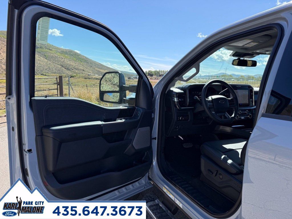 Used 2026 Ford F450 Lariat w/ FX4 Off-Road Package AWD/4WD image 13