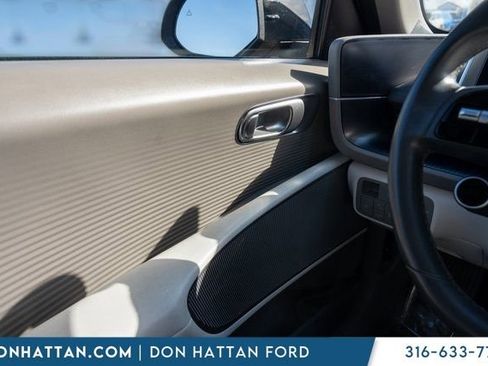 Used 2023 Hyundai Ioniq 6 SEL image 17