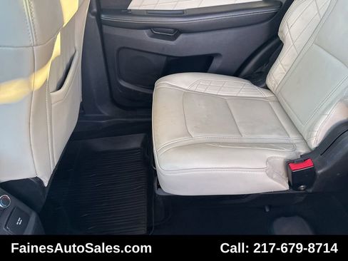 Used 2019 Ford Explorer Platinum image 47