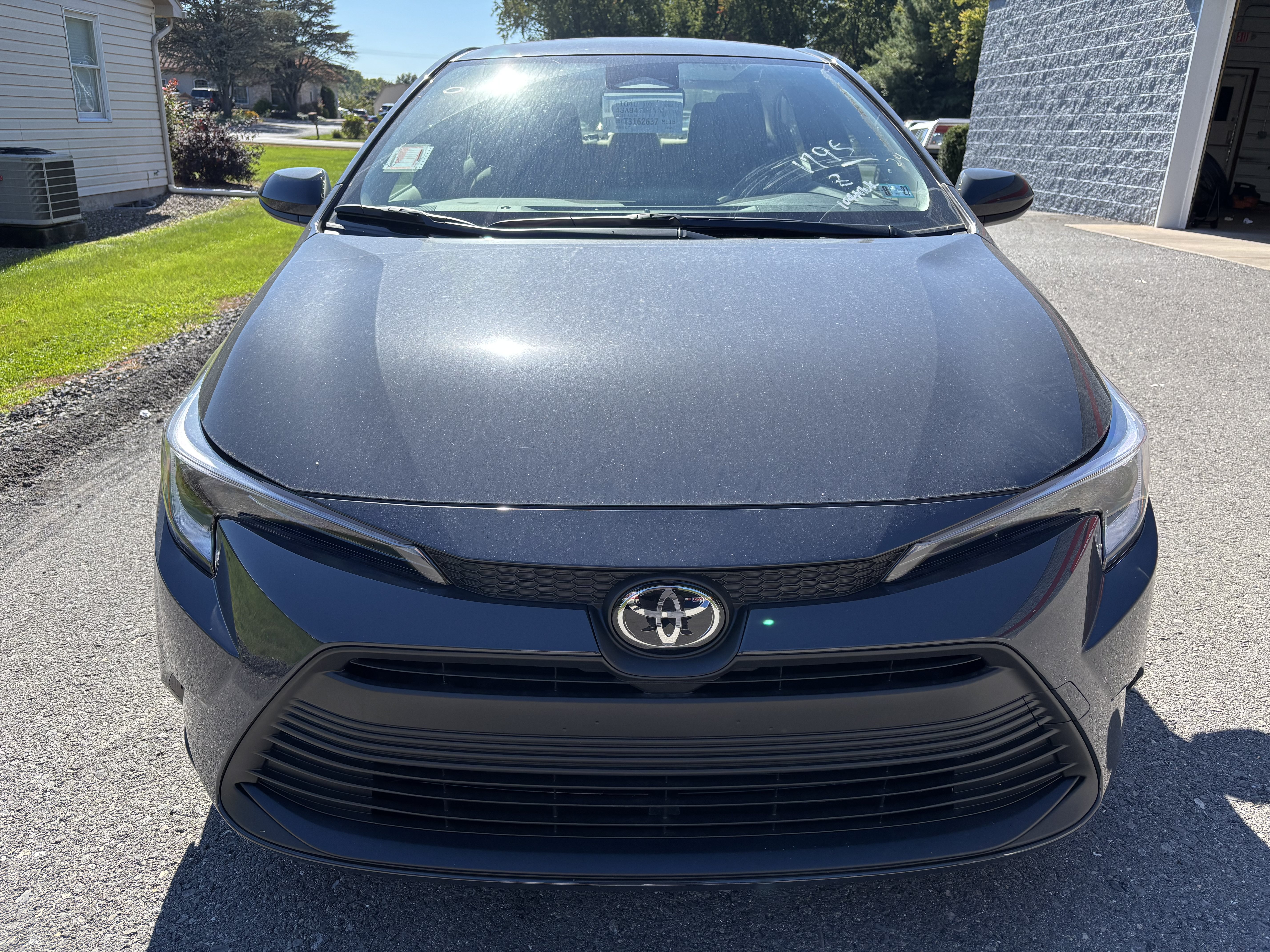 Used 2026 Toyota Corolla LE w/ LE Premium Package FWD image 9