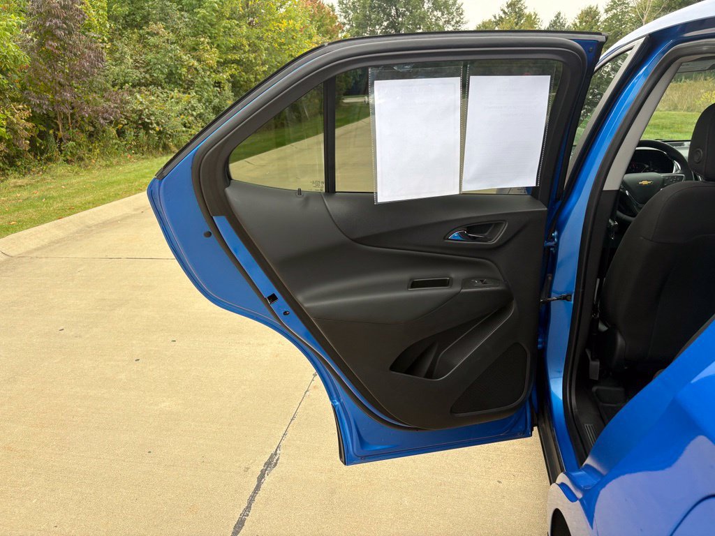 Used 2024 Chevrolet Equinox LT w/ LPO, Floor Liner Package FWD image 39