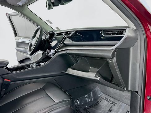 Used 2023 Jeep Grand Cherokee 4WD 4xe image 45