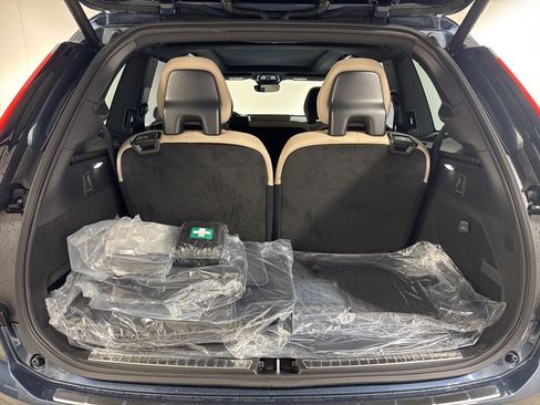 New 2026 Volvo XC90 B6 Plus w/ Protection Package Premier image 30