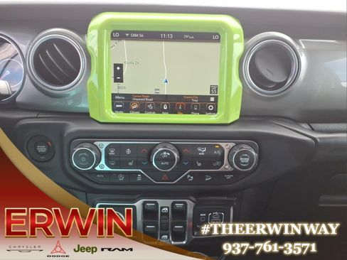 Used 2018 Jeep Wrangler Unlimited Sahara AWD/4WD image 20