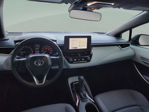 Certified 2025 Toyota Corolla SE image 16