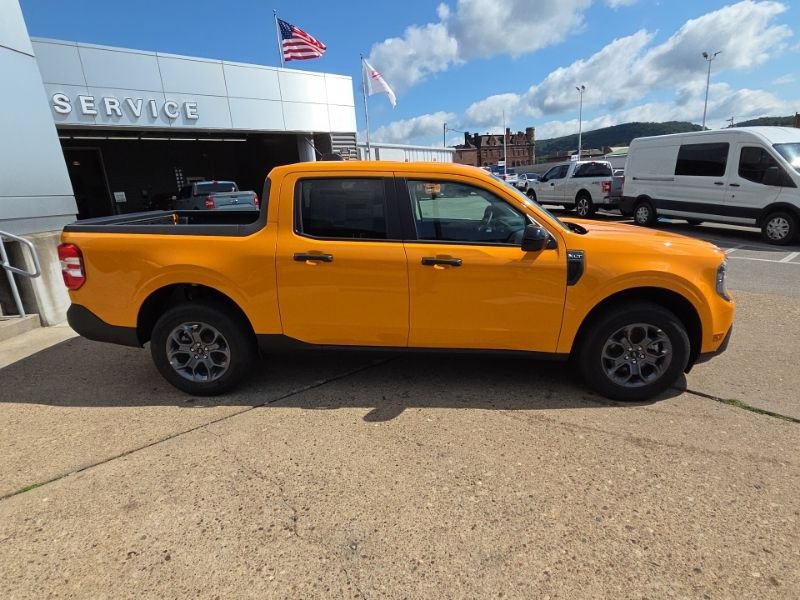 New 2026 Ford Maverick XLT w/ Equipment Group 301A AWD/4WD image 8