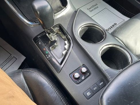 Used 2015 Toyota Avalon XLE Touring image 12