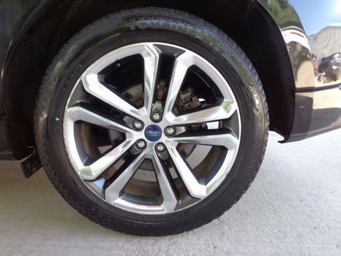 Used 2015 Ford Edge Sport w/ Equipment Group 401A AWD/4WD image 11