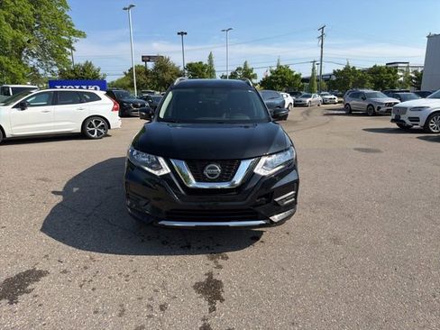 Used 2018 Nissan Rogue SV w/ Premium Package AWD/4WD image 2