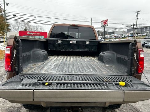 Used 2011 Ford F250 King Ranch w/ King Ranch w/Chrome Pkg image 17