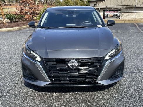 Used 2025 Nissan Altima 2.5 S image 8