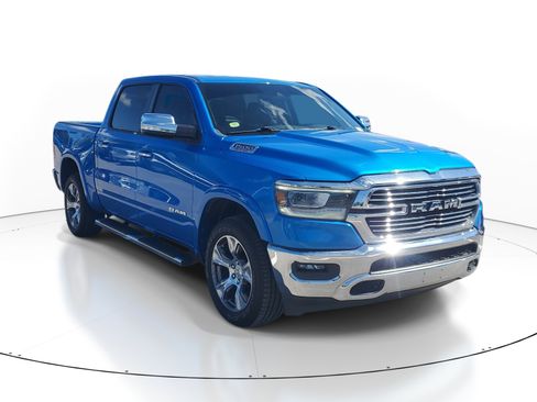 Used 2022 RAM 1500 Laramie AWD/4WD image 2