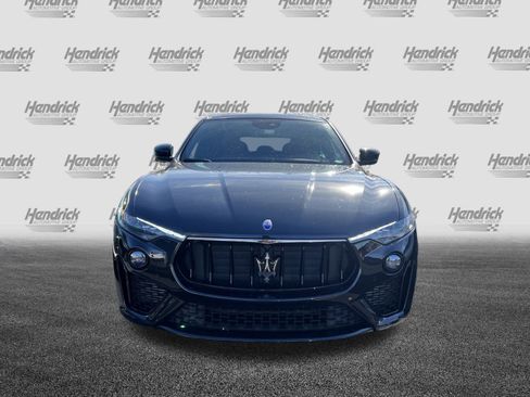 Used 2020 Maserati Levante S GranSport image 3