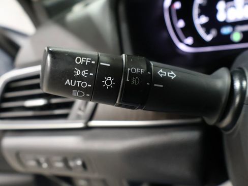 Used 2022 Honda Accord Touring image 37