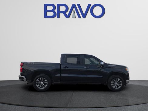 Used 2023 Chevrolet Silverado 1500 LT image 3