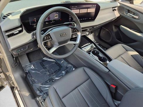 New 2026 Audi Q3 quattro 2.0T AWD/4WD image 3
