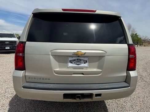Used 2016 Chevrolet Suburban LT AWD/4WD image 9