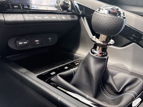 Used 2025 Hyundai Elantra N FWD image 19