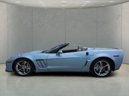 Used 2012 Chevrolet Corvette Grand Sport w/ 3LT Preferred Equipment Group RWD image 15