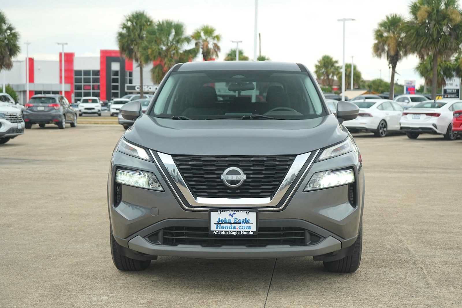 Used 2022 Nissan Rogue SV AWD/4WD image 6