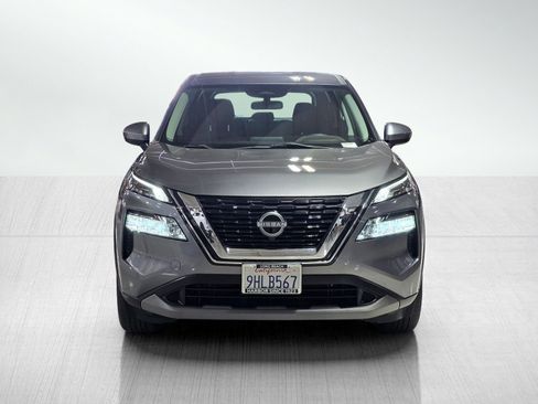 Used 2023 Nissan Rogue SV AWD/4WD image 2