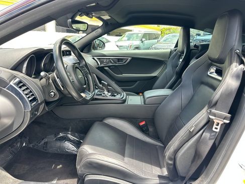Used 2018 Jaguar F-TYPE R-Dynamic RWD image 12
