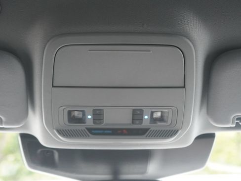 Used 2022 Ford Explorer XLT AWD/4WD image 26