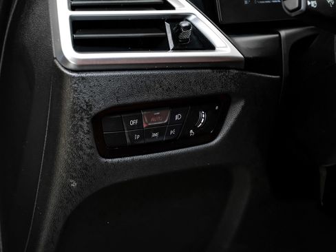 Used 2025 BMW 330i xDrive Sedan image 33