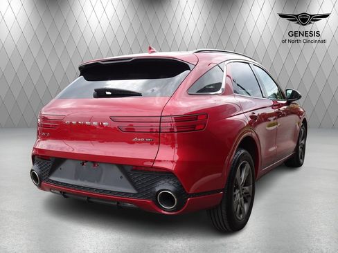 Used 2025 Genesis GV70 3.5T Sport AWD/4WD image 6