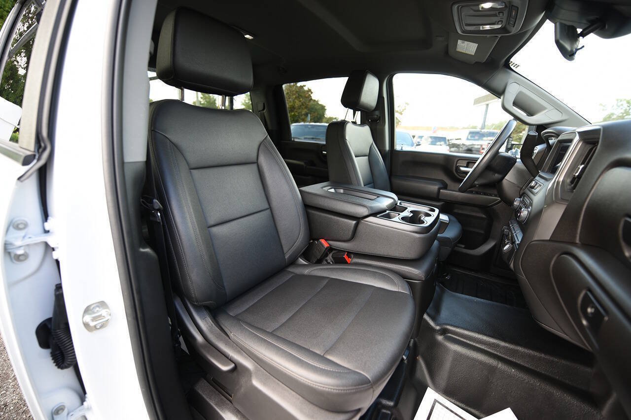 Used 2025 Chevrolet Silverado 2500 W/T w/ WT Convenience Package AWD/4WD image 13