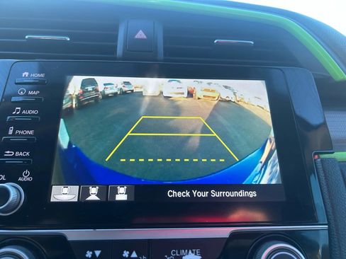 Used 2020 Honda Civic Touring image 14