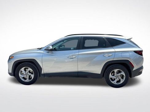 Used 2024 Hyundai Tucson SEL FWD image 2