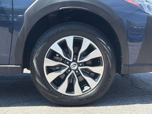 Certified 2024 Subaru Outback Limited AWD/4WD image 6
