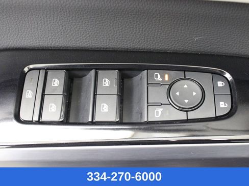 New 2026 Nissan Pathfinder SL image 16