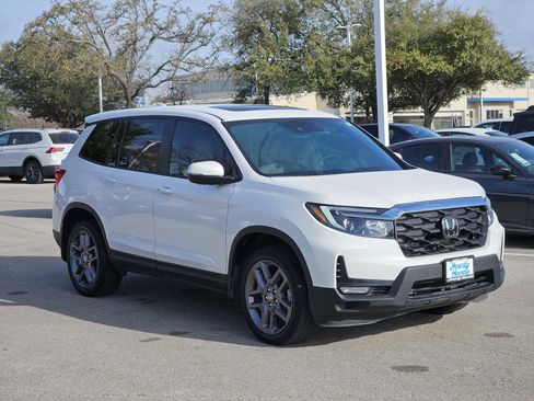 Certified 2023 Honda Passport EX-L image 3