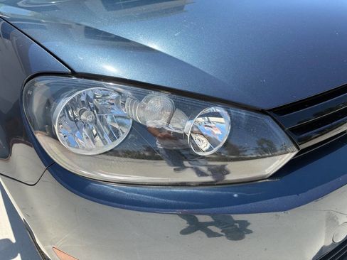 Used 2013 Volkswagen Golf 4-Door FWD image 9