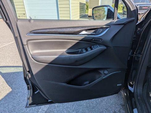 Used 2019 Buick Enclave Avenir w/ Avenir Technology Package image 22