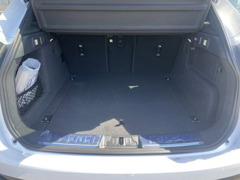 Used 2025 Jaguar F-PACE R-Dynamic S image 10