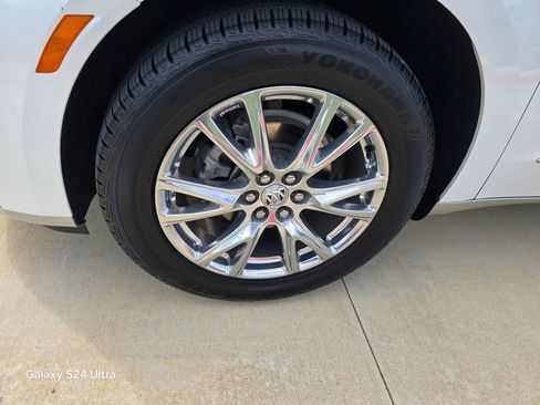 Used 2023 Buick Enclave Premium w/ Experience Buick Package image 9