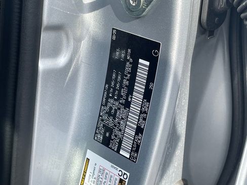 Used 2025 Toyota 4Runner SR5 image 33