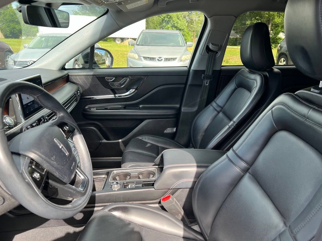 Used 2022 Lincoln Corsair Reserve FWD image 7