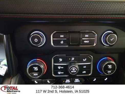 Used 2021 Chevrolet Suburban RST w/ Rear Media and Nav Package AWD/4WD image 18