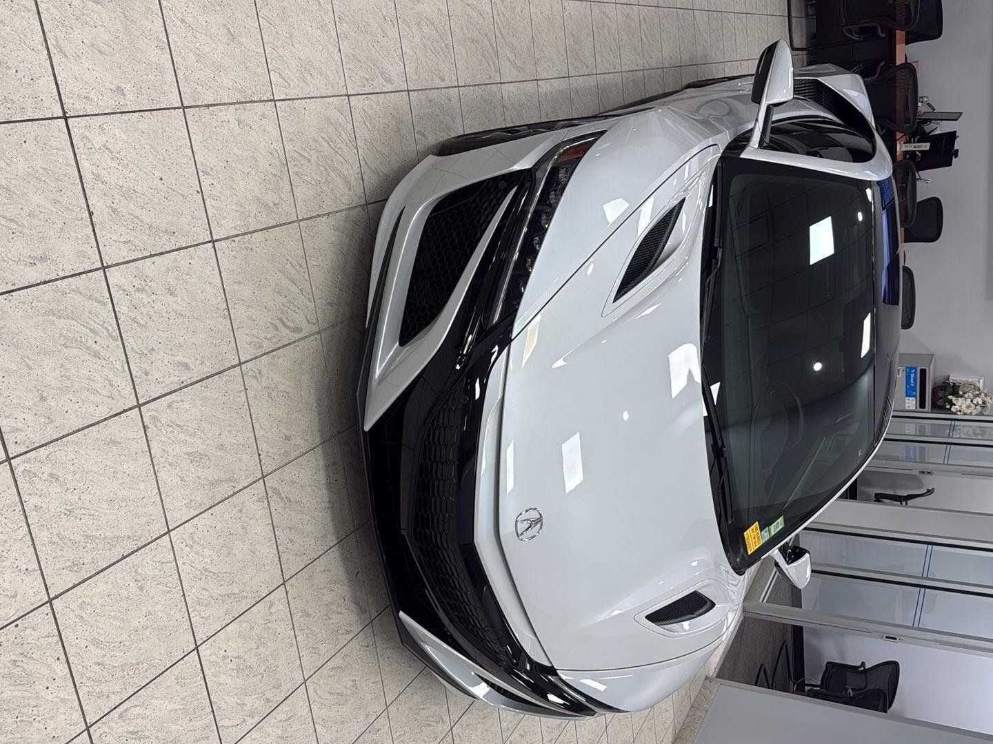 Used 2021 Acura NSX AWD/4WD image 22