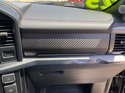 Used 2025 Ford F150 Raptor AWD/4WD image 32