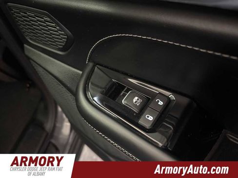 Used 2023 Jeep Grand Cherokee L Overland image 41